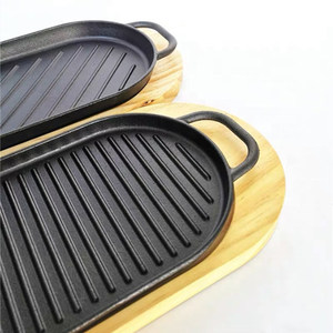 Cast Iron Griddle Grill Pan Sizzling Steak Meat Fajita <strong>Plate</strong> with <strong>Wooden</strong> Tray Steak Frying Cooking Gripper Platter - Product Image 5