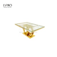 Table rectangulaire en or avec base en diamant entrelacé et plateau en verre transparent à bord doré pour mariage
