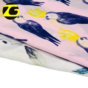 Tela de gasa con estampado personalizado, tejido ligero 75d con estampado de loro y animal para vestido - Product Image 1