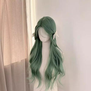 วิกผมยาวหยิกสีเขียวอ่อน 60 ซม. แสกกลาง ปิดผมได้ทั้งศีรษะ เส้นผมธรรมชาติ เส้นใยคาเนคาลอน - Product Image 5