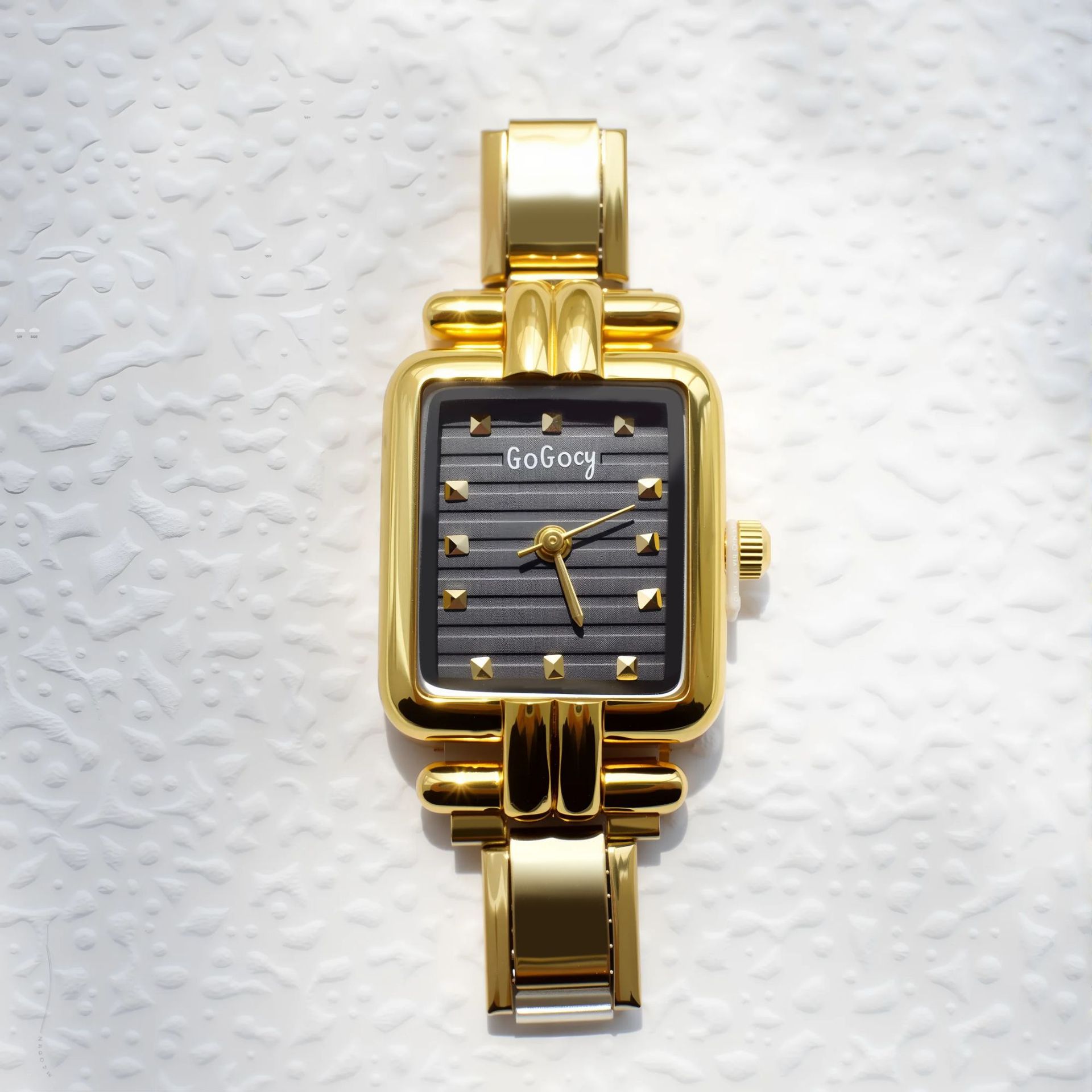 Black plate gold