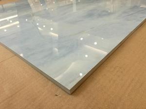 Foshan Stock en vente 800x800mm entièrement <span class=keywords><strong>poli</strong></span> bleu ciel <span class=keywords><strong>brillant</strong></span> carreaux de sol en porcelaine aspect marbre dalle <span class=keywords><strong>carrelage</strong></span> mural à bas prix - Product Image 2