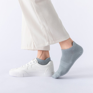 All'ingrosso a buon mercato cotone 100% da uomo calzini alla caviglia taglio basso assorbente tacco Pad antiscivolo <span class=keywords><strong>con</strong></span> tacco antiscivolo per la primavera - Product Image 5