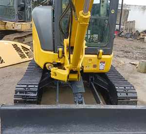 Mini-excavatrice Komatsu PC35MR d'occasion de qualité supérieure, excavatrice sur chenilles de 3 tonnes, certifiée CE EMC, moteur Komatsu, pompe hydraulique Shimadzu - Product Image 2