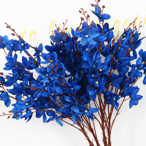 Fleurs artificielles bleu Klein, fleurs en soie, branche unique, décoration de mariage - Product Image 1