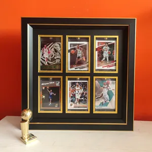 Cadre de présentation mural en bois massif avec logo personnalisé pour cartes Pokémon TCG, Yu-Gi-Oh, cartes de sport et cartes PSA. - Product Image 2