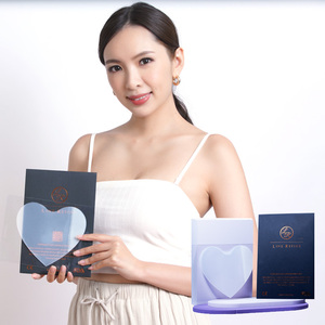 แผ่นซิลิโคนกาวติดหน้าอกแบบใช้ซ้ำได้ แผ่นซิลิโคนเสริมหน้าอก สำหรับแผ่นเสริมความงามบริเวณหน้าอก - Product Image 1