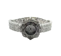 Montre vintage de luxe en diamant Mouvement à quartz Affichage du cadran Bracelet en acier inoxydable 2025 Fashion Style