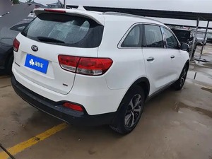 2016 Sorento L 2.4L Gasolina 4WD Edición personalizada 7 plazas National V Coches de segunda mano Vehículos usados Barato conducción a la izquierda - Product Image 3