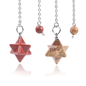 Pendentif étoile de Merkaba en cristal équilibrant avec chaîne en métal argenté - Product Image 2