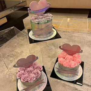 Wholesale Customization Colorful Heart Shaped Planet Decoration Dried Flower Bouquet Preserved Flowers in Box