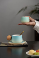 Tasse à café en céramique créative Shangjin, design rétro de luxe léger, motif floral, souvenir de la saison des diplômes, cadeau d'affaires