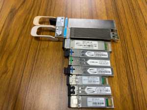 Câble optique actif de rupture de liaison KEXINT QSFP-4 X 10G-AOC 1M OM3 compatible FTTH 40G QSFP+ vers 4 X 10G SFP+ - Product Image 6