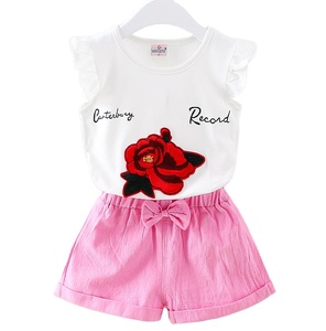 Nouvelle conception, ensemble cadeau pour bébé fille, été, en coton biologique, imprimé fleurs, manches volantes, boutique de beauté - Product Image 1