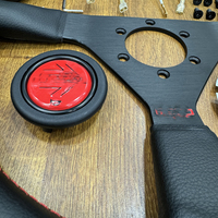 Volant de voiture 350 mm, 30 mm de profondeur, 3 branches, en cuir véritable style sport avec surpiqûres rouges, compatible camion REO, nouveau modèle