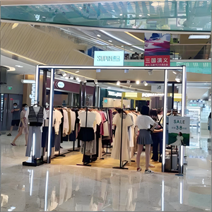 ใช้โซลูชันเลโก้เพื่อประกอบชุดไฟ LED แบบโมดูลาร์และโครงสร้างอะลูมิเนียมอย่างรวดเร็วสำหรับร้านขายเสื้อผ้าแฟลช - Product Image 5