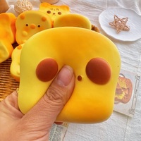 Jouet Squishy Chien Toast à Rebond Lent en PU, Simulation Alimentaire, Anti-stress pour Décoration de Bureau et Cadeaux de Fête