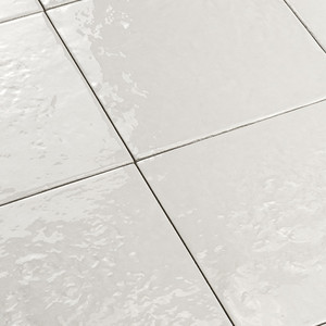 Azulejo Blanco Fiji de 15 x 15 cm, 8.5 mm de Grosor, Acabado Brillante, Bordes Irregulares - Product Image 5