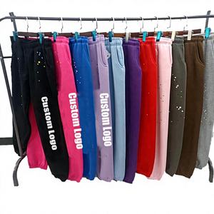 Pantalon de sport décontracté mi-long en coton éponge 100 % avec logo personnalisé de marque streetwear de haute qualité, imprimé en relief, pour hommes et femmes - Product Image 4