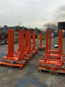 Pinces à balles pour <span class=keywords><strong>chariot</strong></span> élévateur à déplacement latéral |   Capacité de 5 tonnes pour les chariots élévateurs Doosan et Mitsubishi dans les centres logistiques - Product Image 2