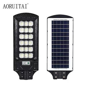 ไฟถนนโซลาร์เซลล์ AORUITAI สำหรับลานจอดรถ กันน้ำระดับ IP65 สำหรับภายนอกอาคาร กำลังไฟ 100 <span class=keywords><strong>200</strong></span> 300 400 500 600 วัตต์ แบบรวมทุกอย่างในหนึ่งเดียว - Product Image 1