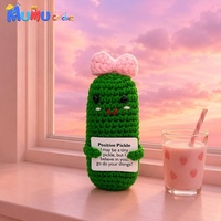 Boneka Mentimun Rajut Amigurumi Buatan Tangan dari Katun, Mainan Peluk Penyemangat, Boneka Isi Mentimun Lucu, Dekorasi Meja, Hadiah