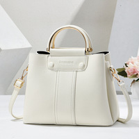 Sac à bandoulière carré en cuir PU texturé de luxe, couleur unie minimaliste, fermeture éclair, toutes saisons, pour le quotidien, le travail