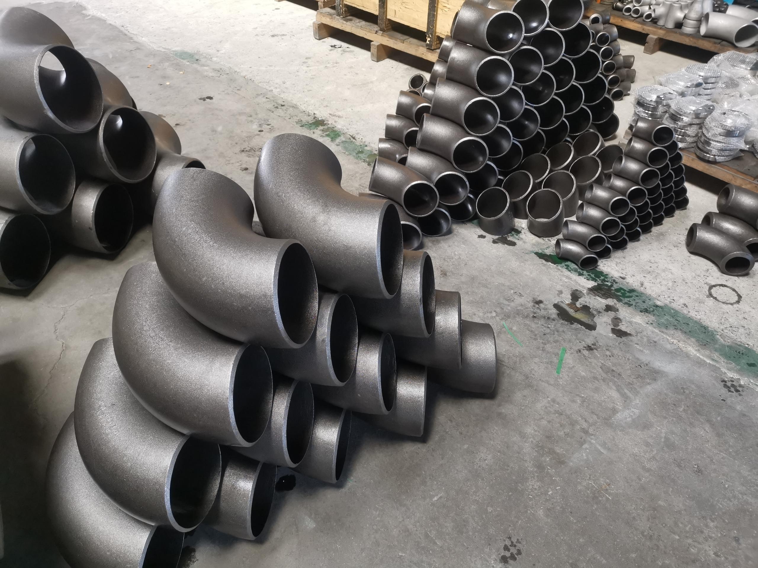 China Hot Customized ANSI 150lb - 2500lb 1/2"-72" SS WN Flanges Stainless Steel Weld Neck Flange