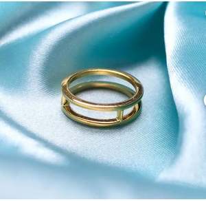 Anillo Doble de Plata 925 Unisex, Diseño Minimalista Elegante, Joyería Moderna, Regalo Perfecto para Hombres y Mujeres - Product Image 4