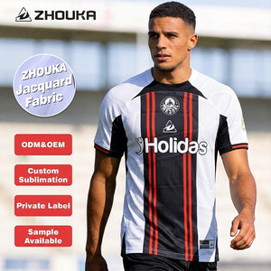 Maillot de football en polyester jacquard personnalisé en gros, marque privée OEM, respirant, sublimation, fabricant d'uniformes de match de football - Product Image 1