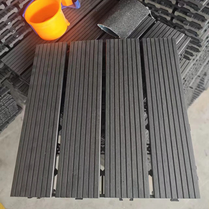 Dalles WPC pour extérieur à installation facile, sans outils ni chenilles, assemblage rapide, pour jardin et balcon - Product Image 1