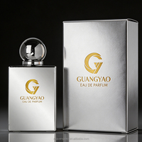 Flacon de parfum rectangulaire de luxe en verre de 50 ml, plaqué or et argent, avec pulvérisateur à sertir, couvercle sphérique en métal et emballage cadeau