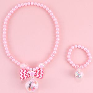 Perline acriliche rosa perline <span class=keywords><strong>bambina</strong></span> <span class=keywords><strong>bambina</strong></span> bambini farfalla bowknot terra palla pendente collana e <span class=keywords><strong>set</strong></span> di <span class=keywords><strong>braccialetti</strong></span> - Product Image 6
