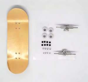 Mini-skateboards personnalisés en érable, jouets de fingerboard, finger skateboards, mini-skateboards, finger board - Product Image 2