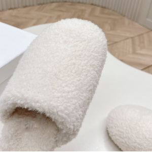 Luxury Winter Wool Slippers Women Soft Fur Half Slippers Cozy Warm Indoor Outdoor Fashion Flat Mule <b>Slides</b> Casual Shoes - Product Image 2