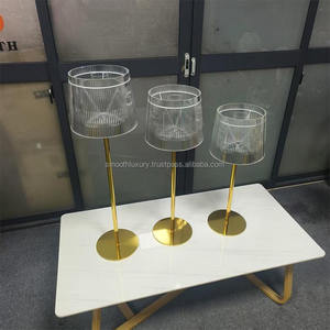 Ensemble de 3 bougies lisse de haute qualité pour décoration de table de mariage Bougeoir en cristal transparent pour fête et événement - Product Image 1