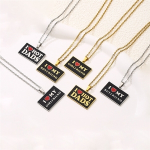 Collares <span class=keywords><strong>de</strong></span> Acero Inoxidable con Colgante <span class=keywords><strong>de</strong></span> Letras <span class=keywords><strong>para</strong></span> el Día <span class=keywords><strong>de</strong></span> San Valentín, con la Frase 'I Love Me', 'My Dad', 'Mom', 'Emo', 'Boyfriend', 'Girlfriend', Joyería Moderna al por Mayor - Product Image 1