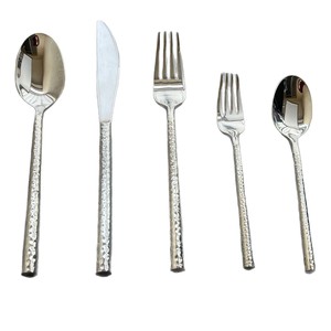 Ensemble de couverts de luxe en acier inoxydable 18/10 de haute qualité avec manche martelé, couteau, fourchette et cuillère durables pour mariages - Product Image 5