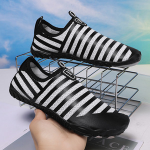 Zapatos de Senderismo, Zapatos de Agua para Hombre y Mujer, Antideslizantes, Sandalias de Trekking para Exteriores, Ligeras y Transpirables - Product Image 2