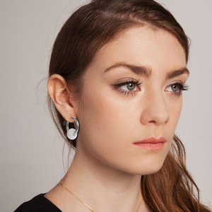 <b>Cuff</b> <b>Earrings</b> 15Mm Round Hollow Black White Ceramic Stainless Steel Fashion Simple For Women - Product Image 3