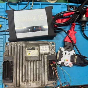 Scanner de diagnostic moteur X5 pour camions, programmateur ECU toutes fonctions pour camions légers/lourds, bus, machines agricoles et engins de construction - Product Image 4