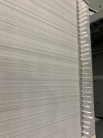 Papier de soie blanc de marque Carte Dozio, fabriqué en Italie, 100% recyclé vierge, 22/25g/m², conforme aux normes alimentaires, imprimable, logistique