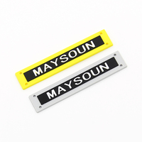 Lettre d'habillement Patch en caoutchouc Fer sur étiquette en silicone Adhésif Logo 3d Capuchon de sac personnalisé Patchs en caoutchouc PVC avec Velcro magnétique