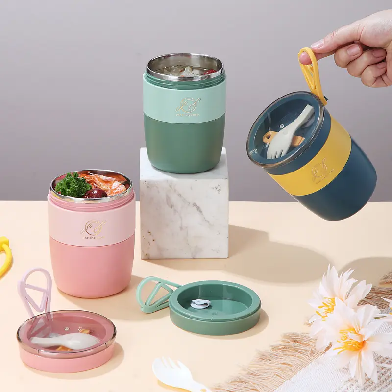 Taşınabilir plastik çorba kapaklı bardak öğrenciler için mikrodalga kahvaltı konteyner kaşık kupalar kapaklı