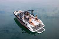 Bateau à vitesse Jet Boat Bateau de pêche récréative de luxe 2024 aluminium pour Sports nautiques Bateau gonflable Ce Relaxant Taille du client