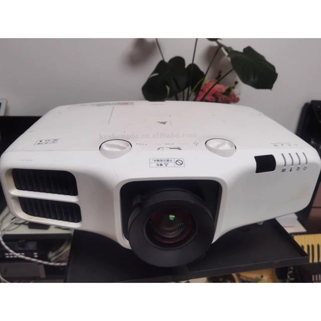 CB-4650 5200Lm Compact HD projector (Home/Office) original factory has been discontinued 98% of the new headquarters stock.