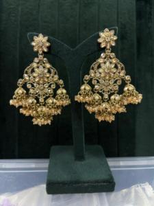 Magnifique ensemble Jhumka avec gros strass - Product Image 3