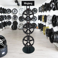 Présentoir pour roues de voiture-Support en métal à 3 niveaux pour présentoirs de jantes Showroom Présentoir pour roues de voiture