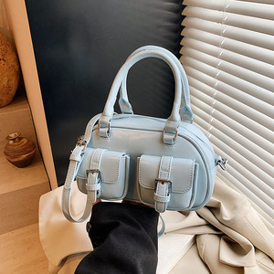 <span class=keywords><strong>Sac</strong></span> à main tendance pour femme 2026 avec chaîne <span class=keywords><strong>argent</strong></span>ée et poches, <span class=keywords><strong>sac</strong></span> à bandoulière durable avec breloques - Product Image 1