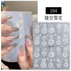 Pegatinas de <span class=keywords><strong>uñas</strong></span> de copos de nieve blancos de invierno al por mayor <span class=keywords><strong>diseño</strong></span> hueco de lazo pegatinas de Arte de <span class=keywords><strong>uñas</strong></span> 5d de <span class=keywords><strong>Navidad</strong></span> - Product Image 4